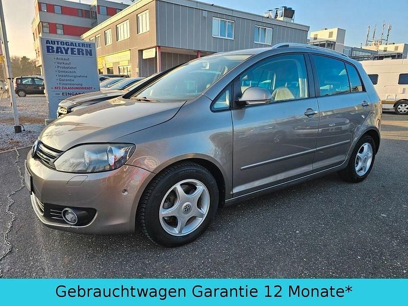 Braun Gebraucht 2010 VW Golf Plus Cross Highline Van / Kleinbus | 7.370 € (Fairer Preis) - Bild 1/4