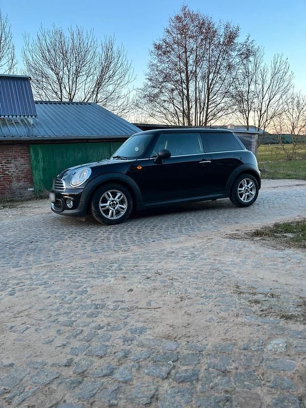 Usado Mini ONE 75 HP (55 kW) 2010 Preto Citadino