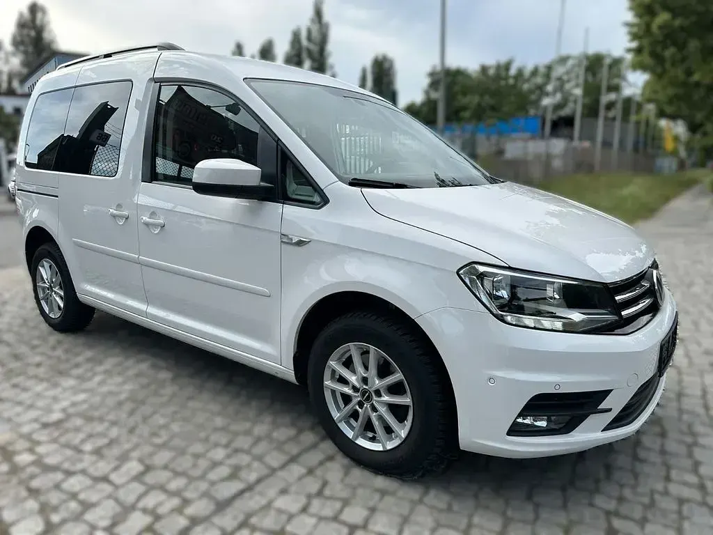 Gebraucht VW Caddy Comfortline 102 PS (75 kW) 2019 Candyweiss Van / Kleinbus