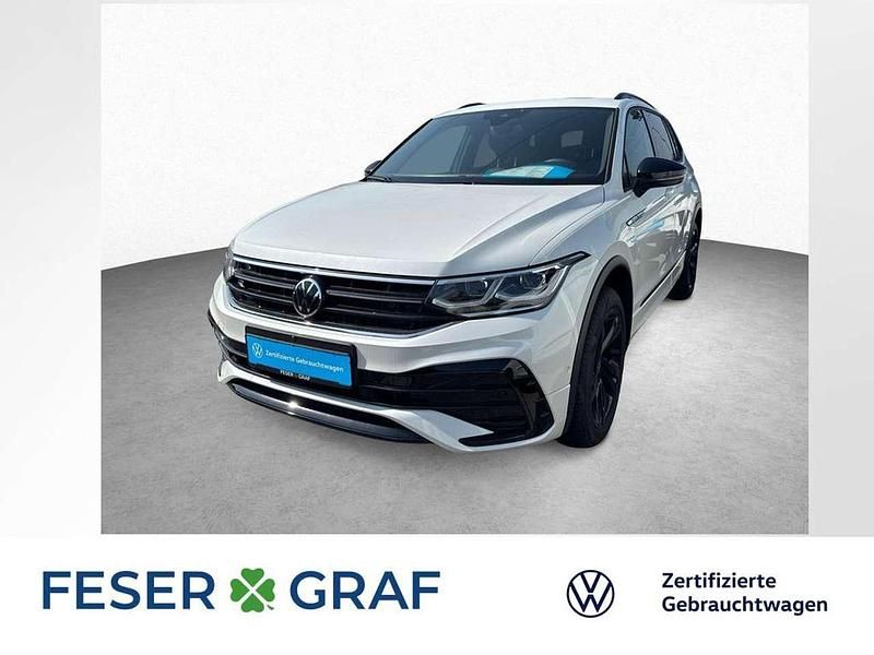 Oryxweiß perlmutteffekt Gebraucht 2024 VW Tiguan Allspace R-line SUV | 37.450 € (Superpreis) - Bild 1/2