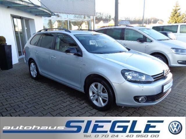 Silber metallic Gebraucht 2012 VW Golf VI Business Kombi | 9.490 € (Teuer) - Bild 1/4