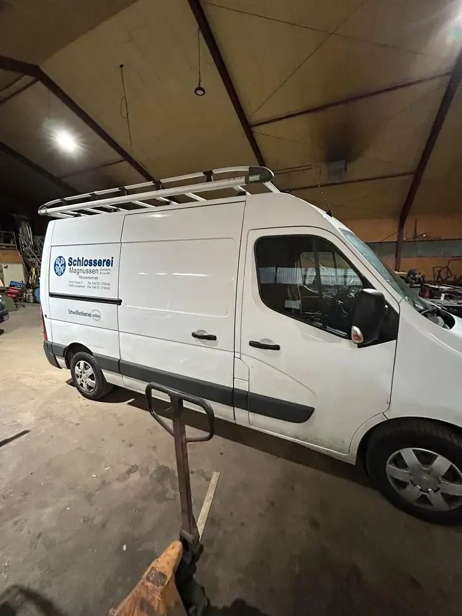 Gebraucht Opel Movano 131 PS (96 kW) 2018 Weiß Van / Kleinbus