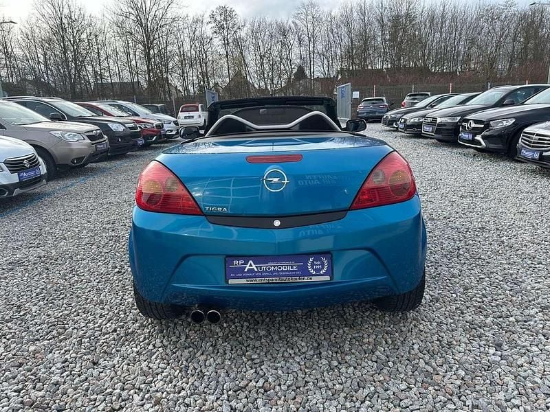 Gebraucht Opel Tigra Basis 90 PS (66 kW) 2006 Blau Cabrio