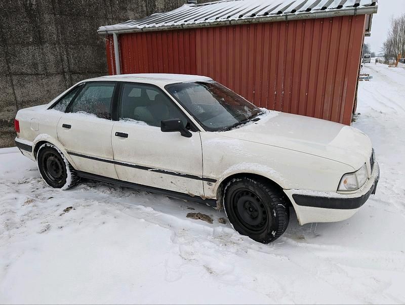 Gebraucht Audi 80 90 PS (66 kW) 1992 Weiß Limousine