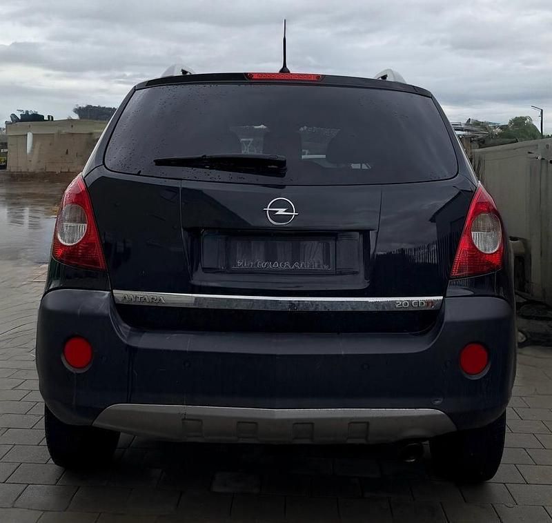 Gebraucht Opel Antara 150 PS (110 kW) 2010 Schwarz SUV