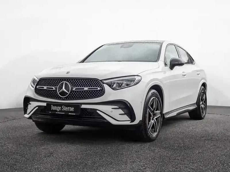 Gebraucht Mercedes GLC300 269 PS (197 kW) 2025 Weiss polarweiss Coupé