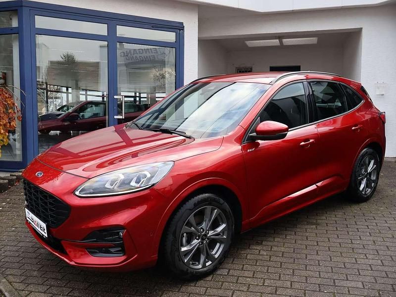 Gebraucht Ford Kuga ST-Line 150 PS (110 kW) 2024 Lucidrot metallic SUV