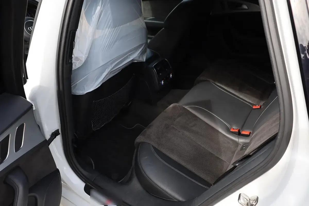 Gebraucht Audi A6 Ambiente 272 PS (200 kW) 2015 Weiß Kombi