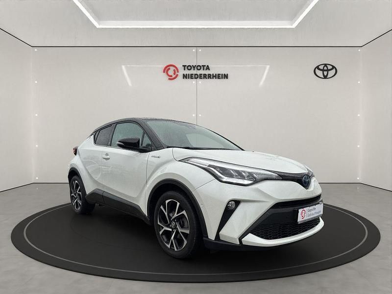 Gebraucht Toyota C-HR Team 184 PS (135 kW) 2021 Weiß SUV
