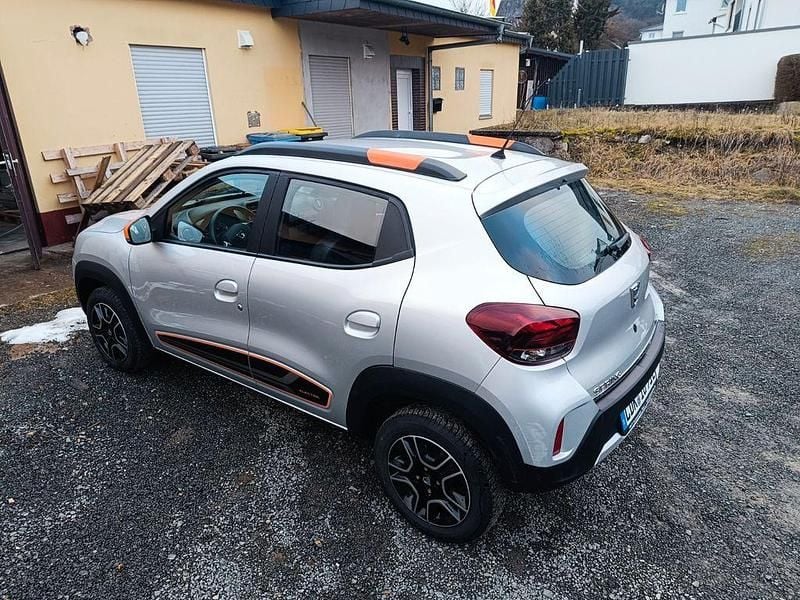 Gebraucht Dacia Spring Comfort Plus 33 kW (45 PS) 2022 Silber Kleinwagen