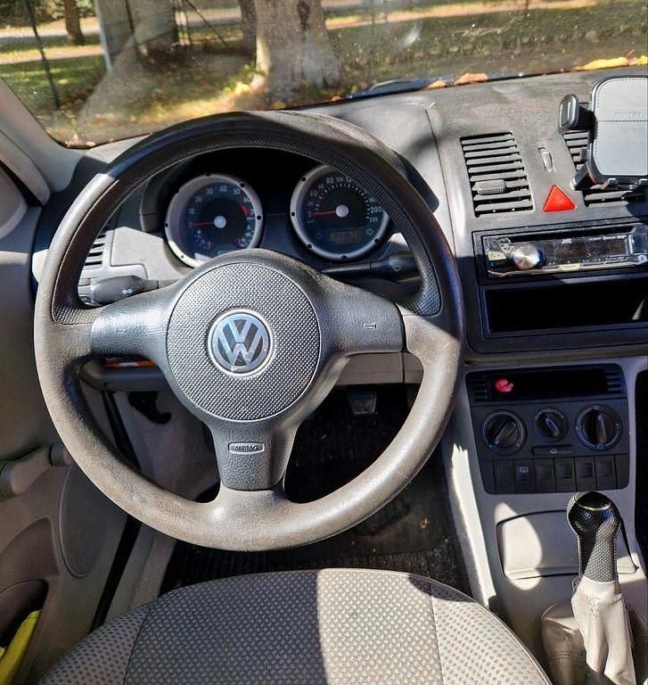 Gebraucht VW Polo Basis 50 PS (36 kW) 2001 Rot Limousine