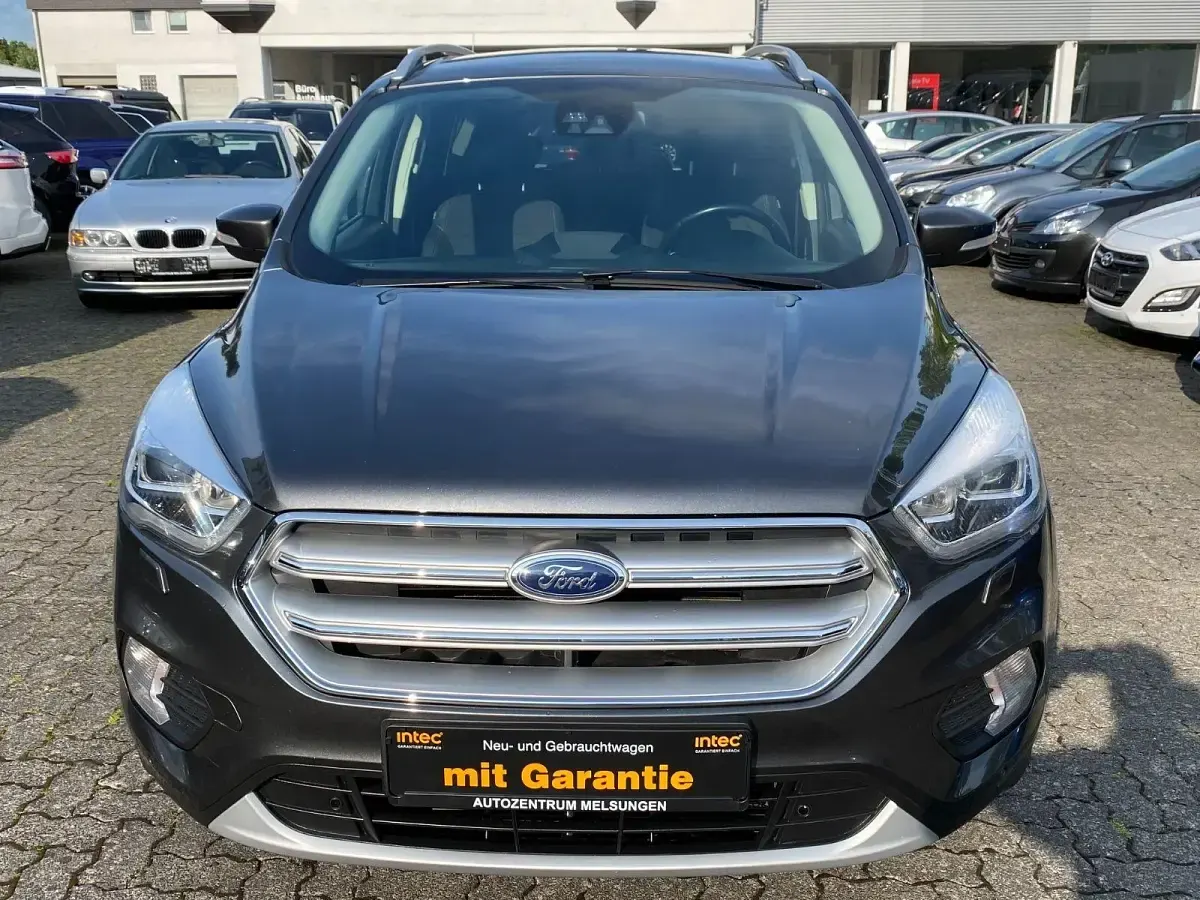 Używany Ford Kuga Titanium 150 KM (110 kW) 2018 Szary SUV