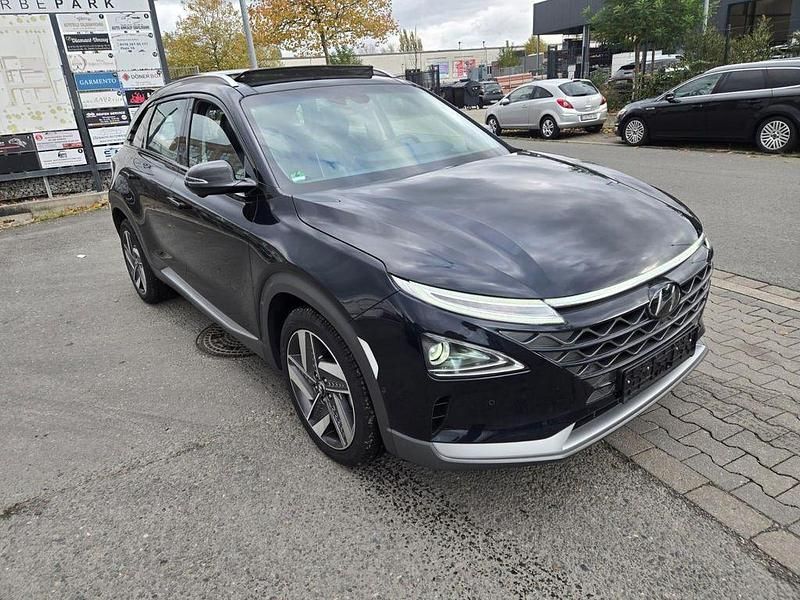Grau Gebraucht 2022 Hyundai Nexo SUV | 16.490 € (Guter Preis) - Bild 1/4