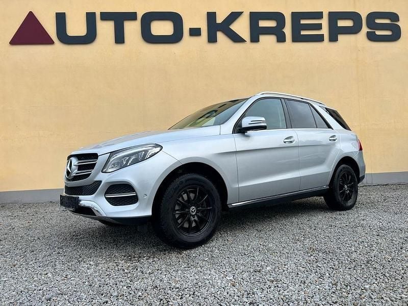 Silber Gebraucht 2015 Mercedes GLE250 SUV | 23.700 € (Fairer Preis) - Bild 1/4