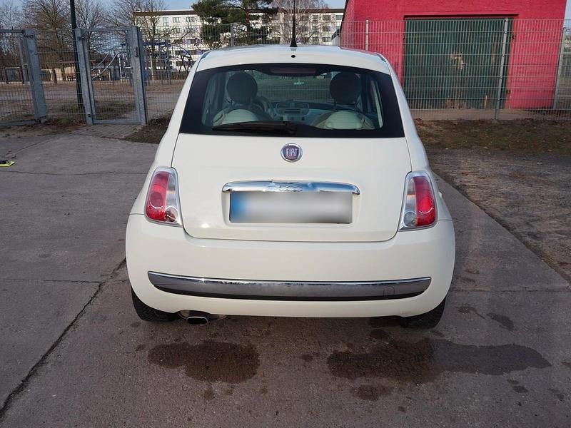 Gebraucht Fiat 500 69 PS (50 kW) 2010 Weiß Kleinwagen