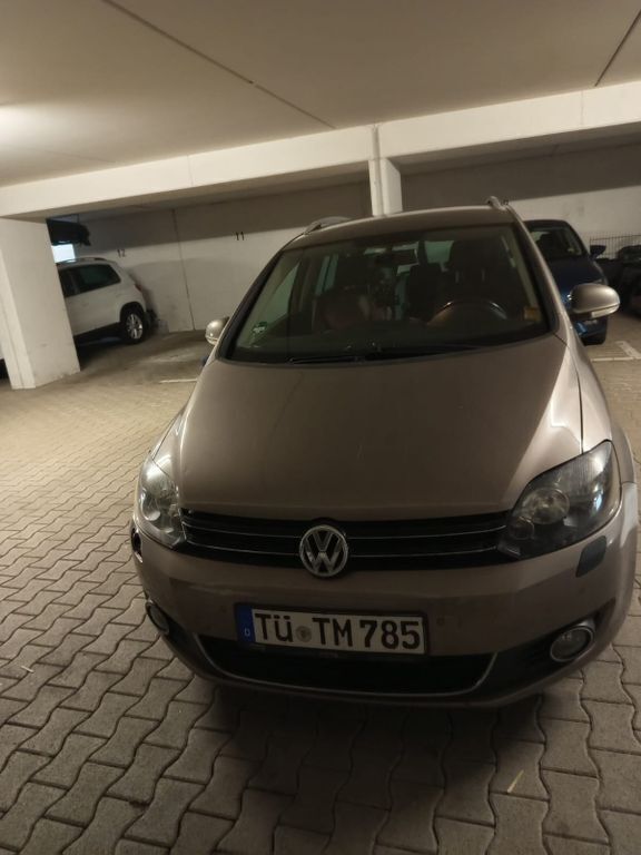 Beige Gebraucht 2009 VW Golf Plus Comfortline Van / Kleinbus | 5.000 € (Fairer Preis) - Bild 1/4