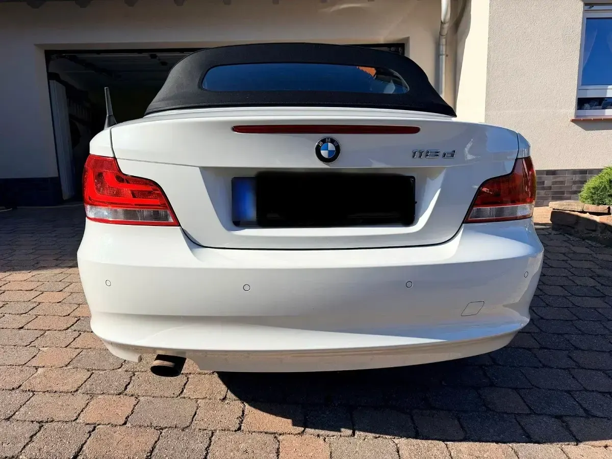 Gebraucht BMW 118 Cabriolet Advantage 143 PS (105 kW) 2013 Weiß Cabrio
