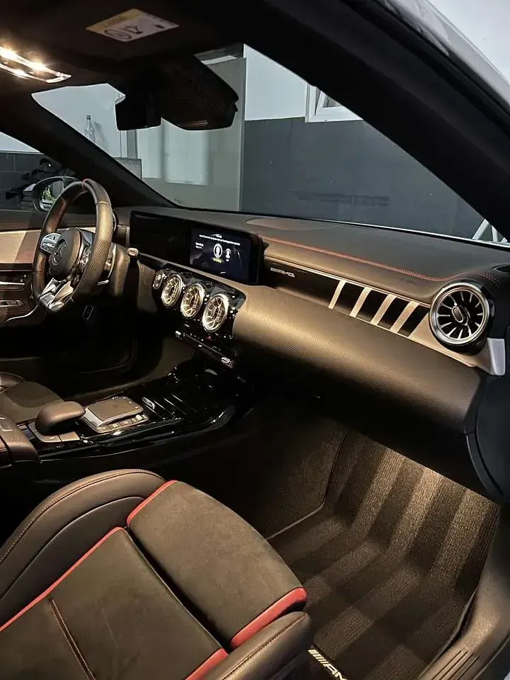 Gebraucht Mercedes CLA35 AMG AMG 306 PS (225 kW) 2021 Coupé