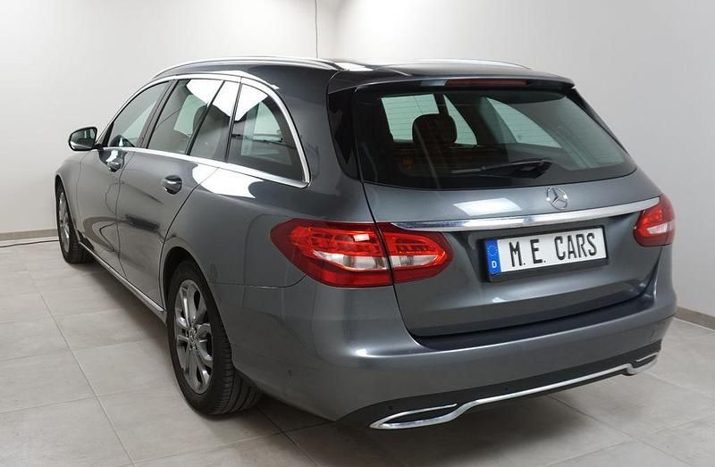 Gebraucht Mercedes C200 184 PS (135 kW) 2018 Selenitgrau  metalliclack Kombi