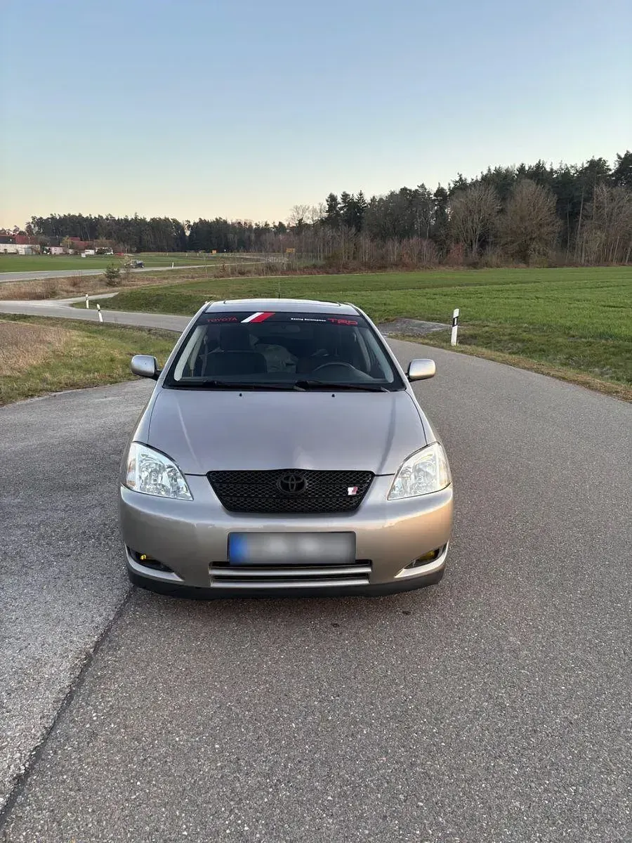Brugt Toyota Corolla 192 HK (141 kW) 2003 Beige Hatchback