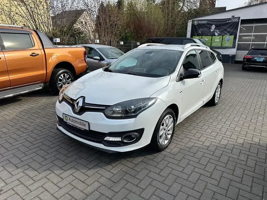 Używany Renault Mégane LIMITED 110 KM (80 kW) 2015 Biały Sedan/Limuzyna