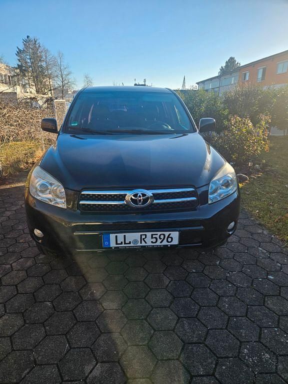 Schwarz Gebraucht 2008 Toyota RAV4 Executive SUV | 7.900 € (Fairer Preis) - Bild 1/4