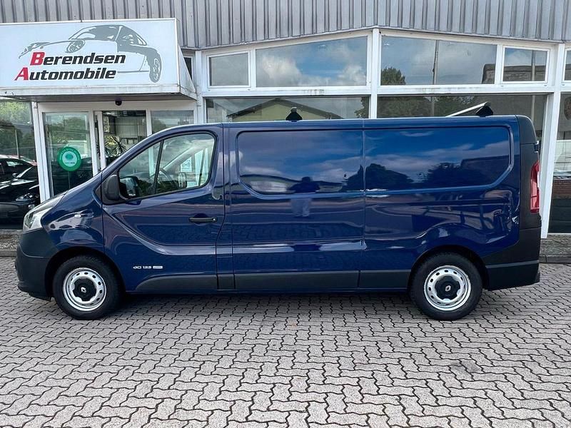 Gebraucht Renault Trafic SE 125 PS (91 kW) 2017 Blau Van / Kleinbus