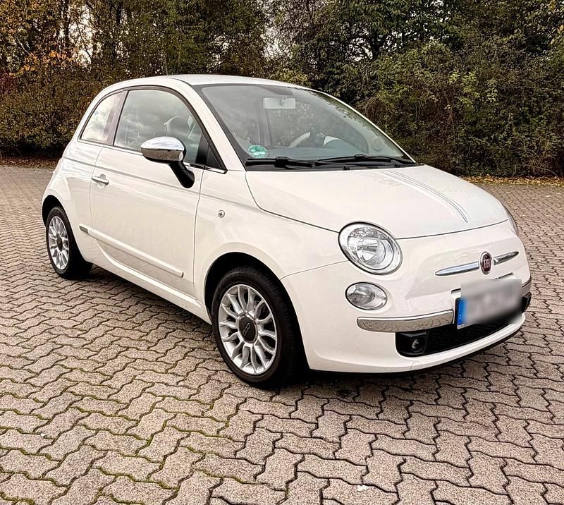 Weiß Gebraucht 2014 Fiat 500 Lounge Kleinwagen | 8.990 € (Etwas zu teuer) - Bild 1/4