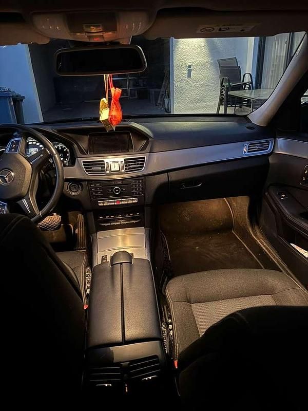 Gebraucht Mercedes 220 170 PS (125 kW) 2015 Schwarz Limousine