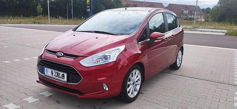 Gebraucht Ford B-MAX Titanium 125 PS (91 kW) 2017 Van / Kleinbus