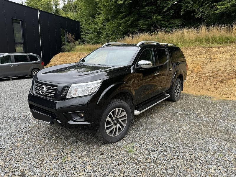 Schwarz Gebraucht 2017 Nissan Navara Abholung | 28.700 € (Etwas zu teuer) - Bild 1/4