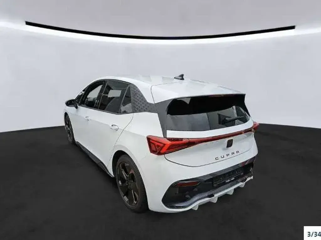 Gebraucht Cupra Born 150 kW (204 PS) 2024 Weiß Kleinwagen