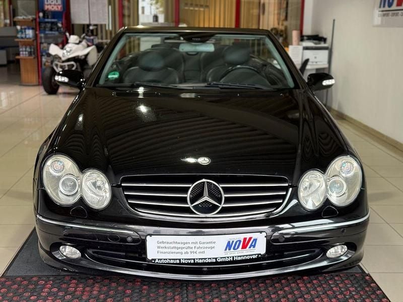 Schwarz Gebraucht 2003 Mercedes CLK200 Cabrio | 6.490 € (Fairer Preis) - Bild 1/4