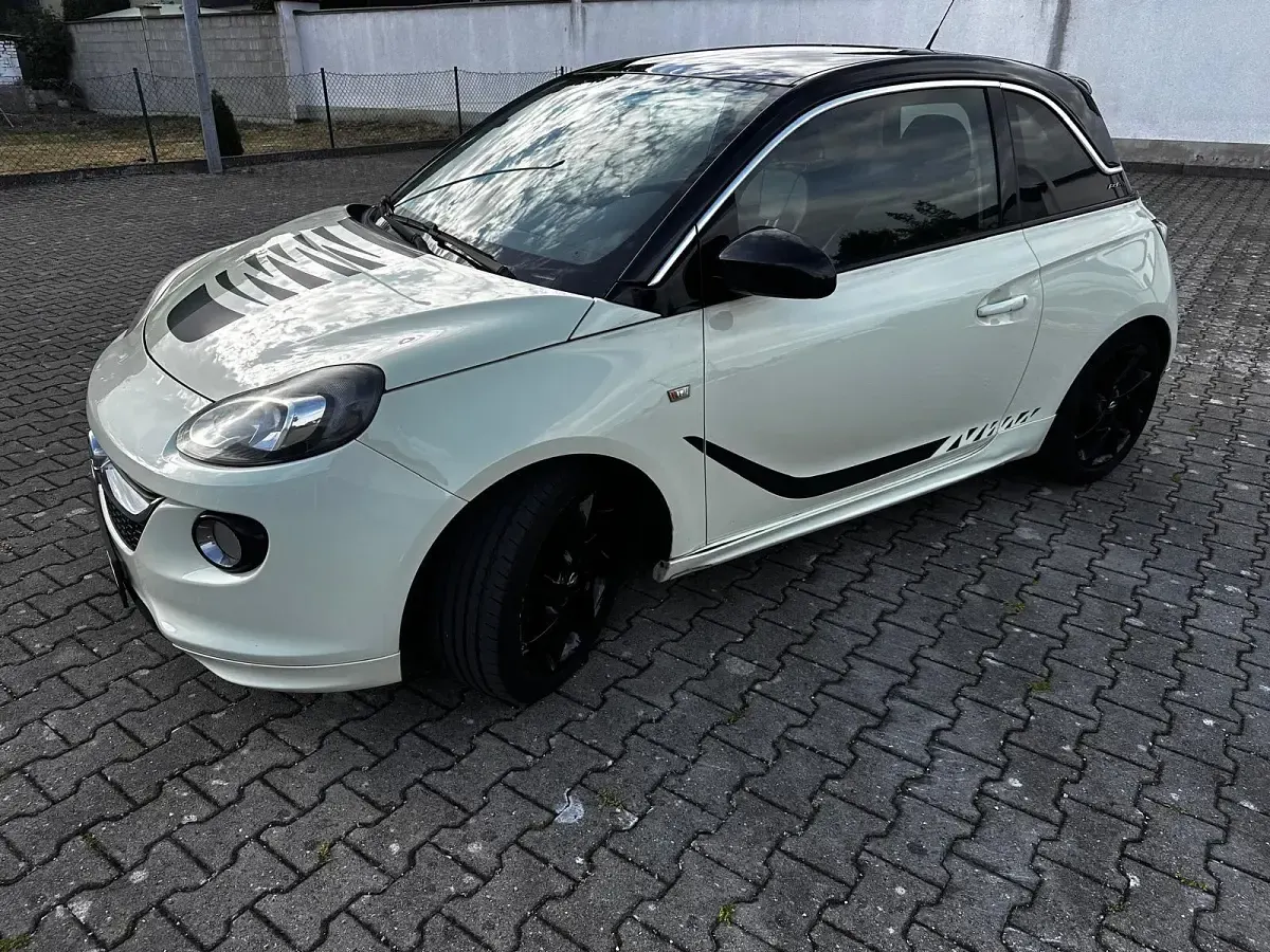 Gebraucht Opel Adam Slam 103 PS (75 kW) 2013 Weiß Kleinwagen