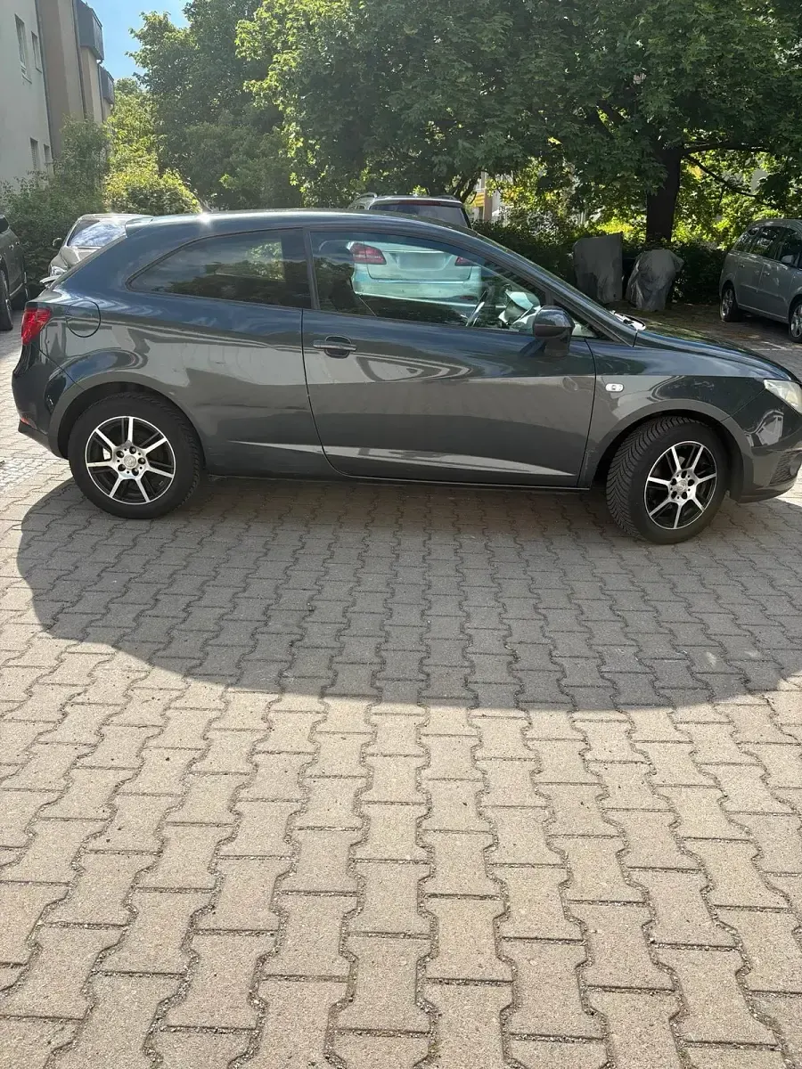 Gebraucht Seat Ibiza 85 PS (62 kW) 2009 Grau Kleinwagen