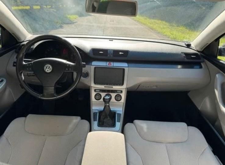 Schwarz Gebraucht 2007 VW Passat Limousine | 1.100 € (Superpreis) - Bild 1/4