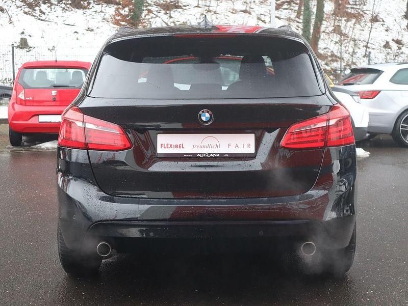 Gebraucht BMW 220 Sport Line 192 PS (141 kW) 2015 Schwarz Van / Kleinbus