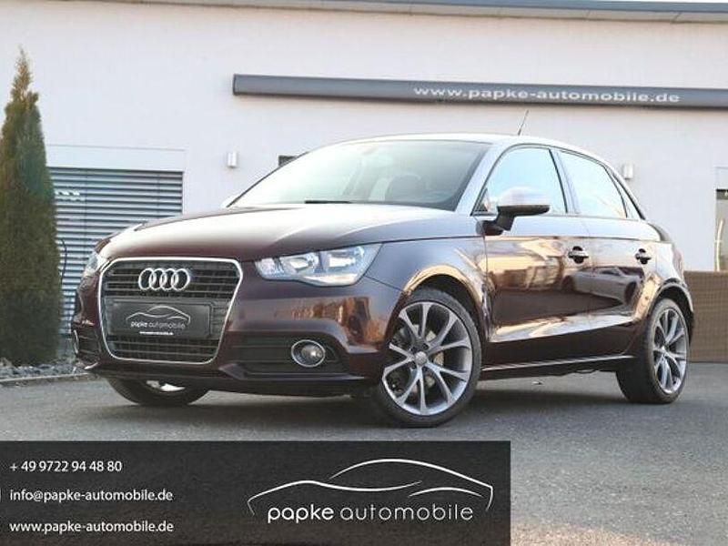 Gebraucht Audi A1 Ambition 105 PS (77 kW) 2012 Rot Kleinwagen