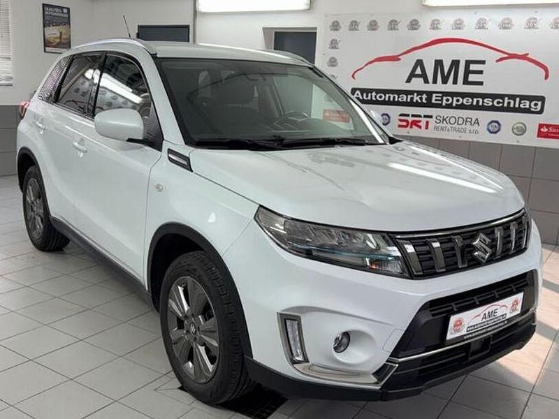 Gebraucht Suzuki Vitara 129 PS (94 kW) 2024 Weiß SUV
