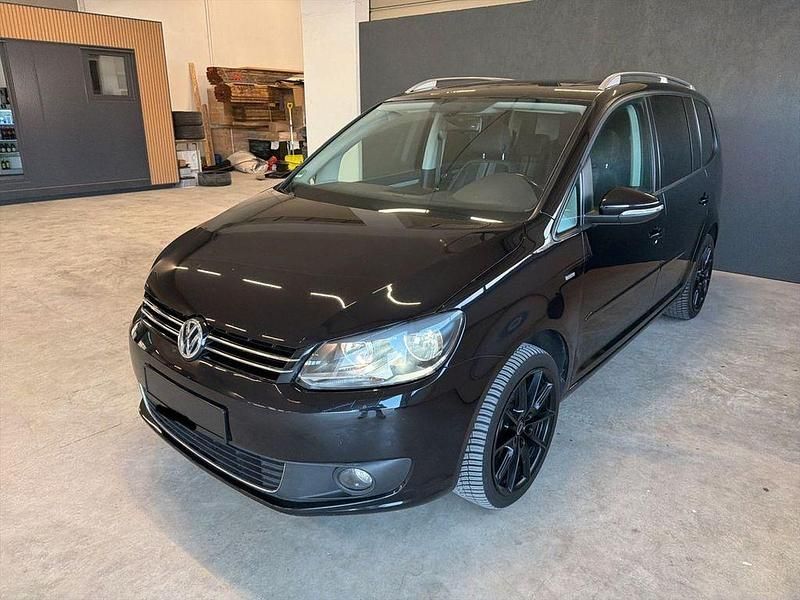 Gebraucht VW Touran Match 105 PS (77 kW) 2012 Schwarz Van / Kleinbus