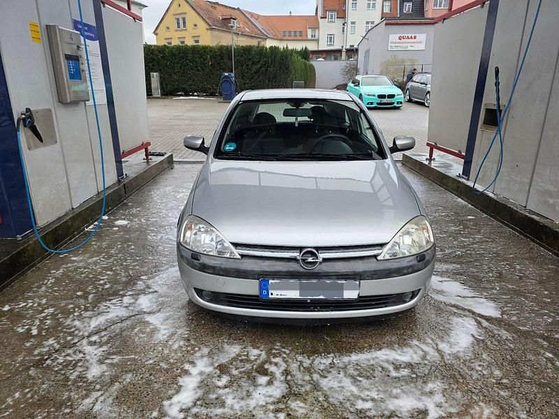 Gebraucht Opel Corsa 75 PS (55 kW) 2003 Silber Kleinwagen