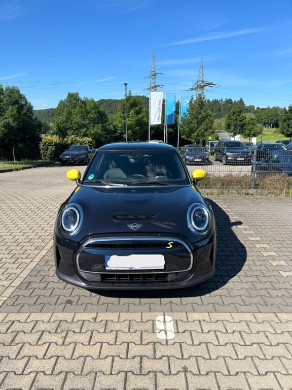 Gebraucht Mini Cooper SE 135 kW (184 PS) 2021 Blau Kleinwagen