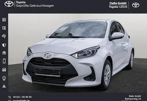 Gebraucht Toyota Yaris Comfort 125 PS (91 kW) 2022 Weiß Limousine