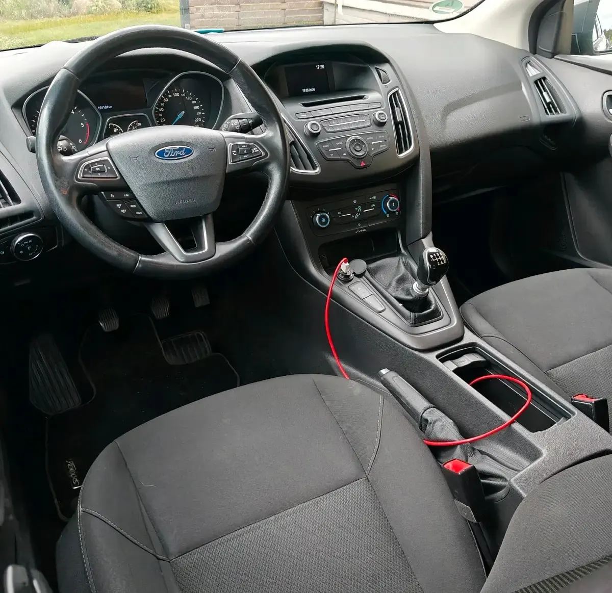 Gebraucht Ford Focus Trend 90 PS (66 kW) 2016 Grau Kombi