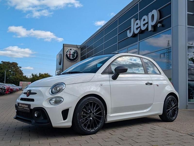 Weiß Neu 2024 Abarth 595C Cabrio | 29.990 € (Etwas zu teuer) - Bild 1/4