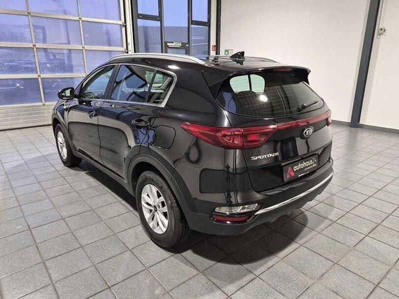 Gebraucht Kia Sportage 132 PS (97 kW) 2022 Schwarz SUV