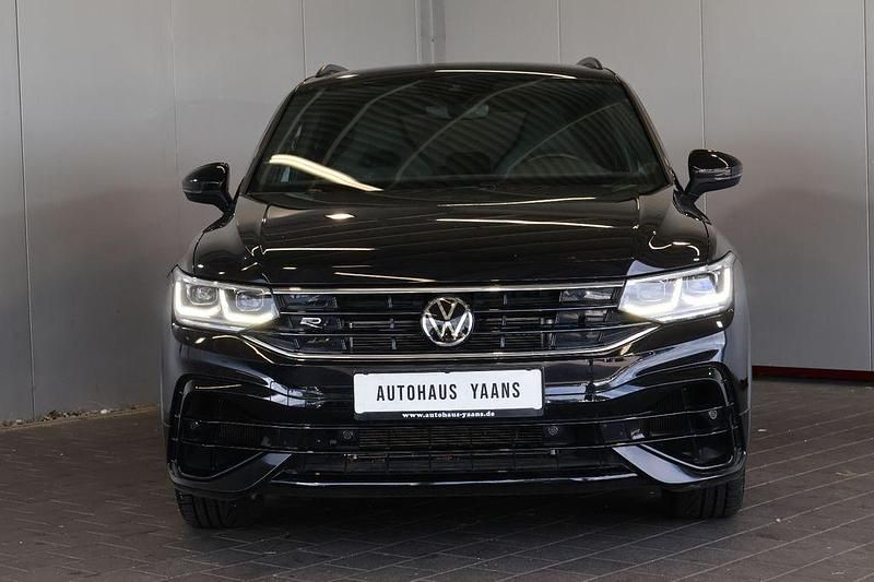 Gebraucht VW Tiguan R 320 PS (235 kW) 2022 Deep black SUV