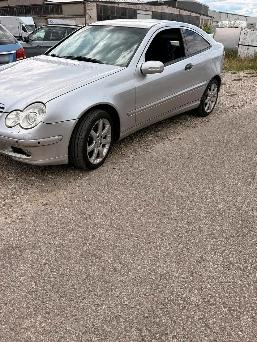 Gebraucht Mercedes C200 163 PS (119 kW) 2004 Coupé