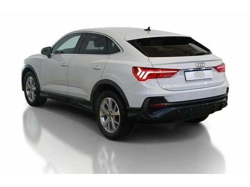 Gletscherweiss (metallic) Gebraucht 2022 Audi Q3 SUV | 28.790 € (Fairer Preis) - Bild 1/3