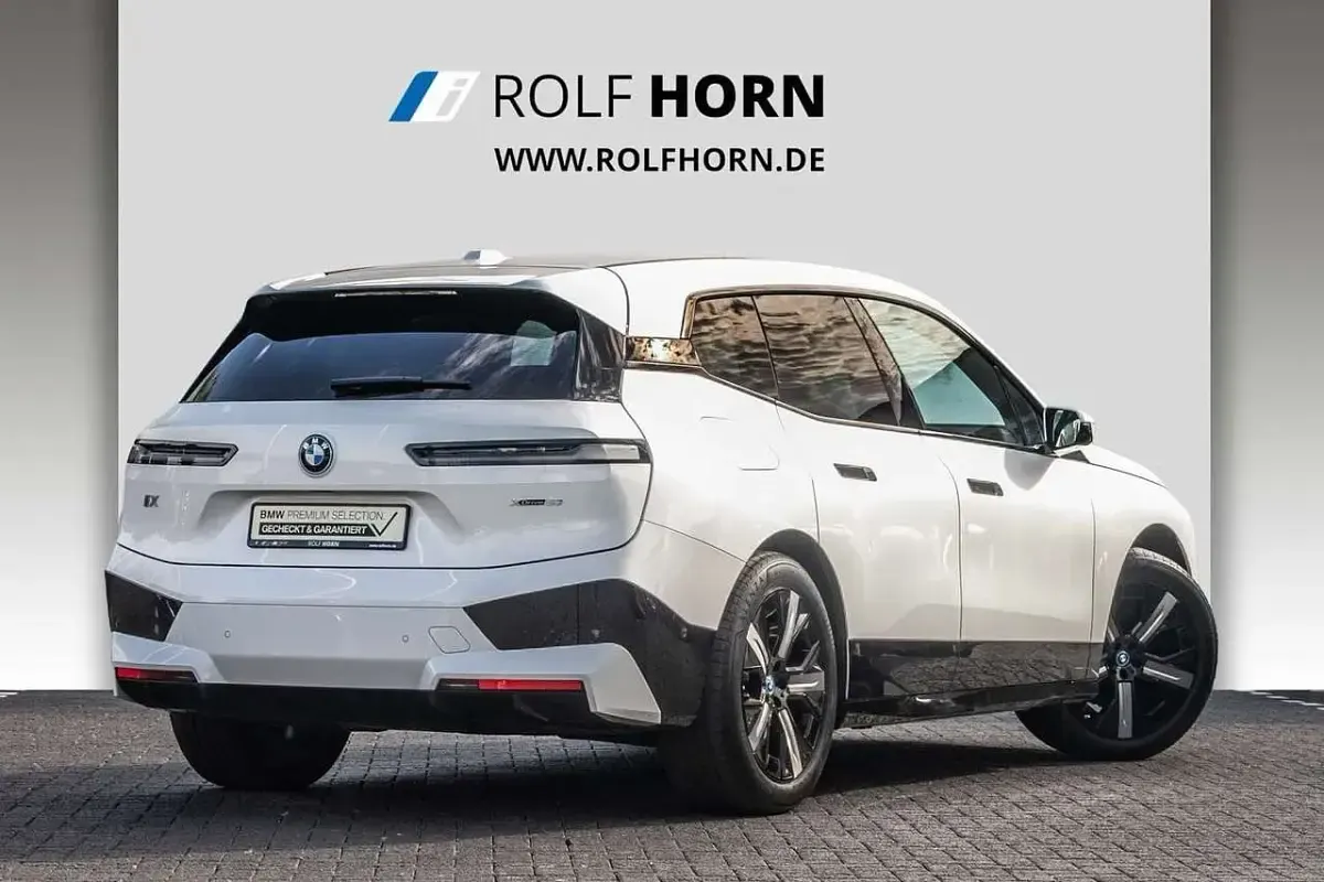 Gebraucht BMW iX Sport Line 384 kW (523 PS) 2025 Rot SUV